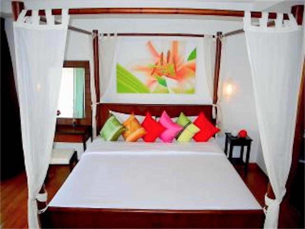 Sunrise 3 Bedrooms Spacious Apartment In Nai Harn Rawai Екстериор снимка